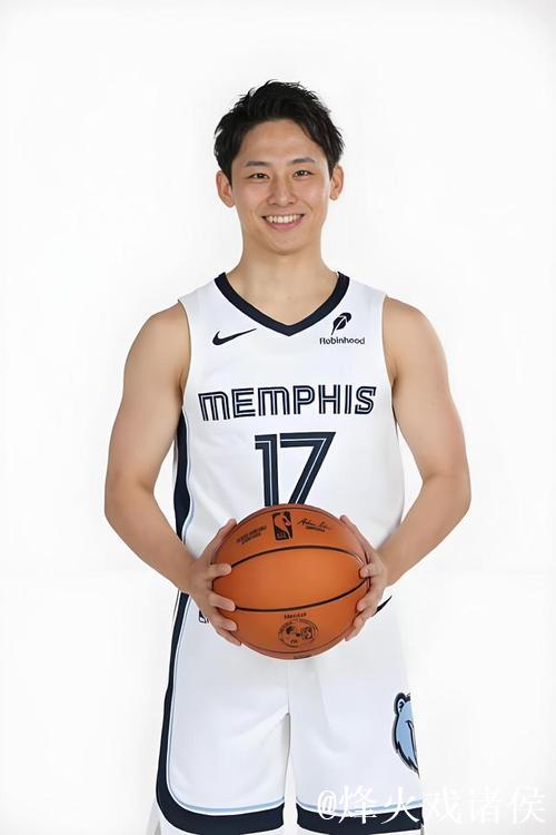 灰熊签下河村勇辉双向合同 身高173成现役最矮球员